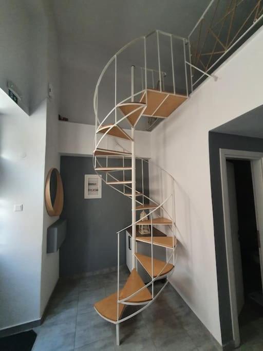 Oliva Loft Apartment Ermoupoli Luaran gambar